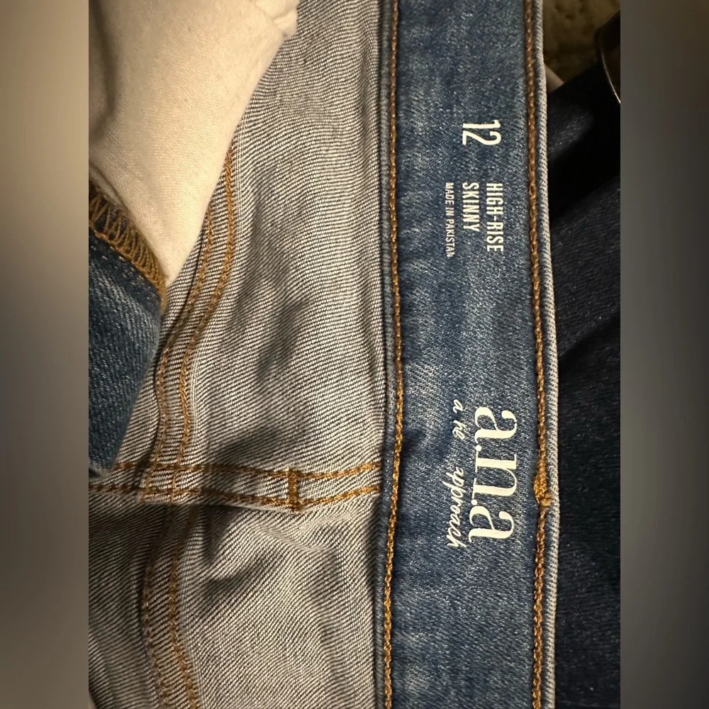 A.N.A High Rise Skinny Jeans - Picture 3 of 4